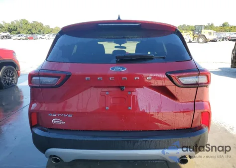 2023 Ford Escape Active z USA, uszkodzony, nr VIN 1FMCU0GN7PUA95819